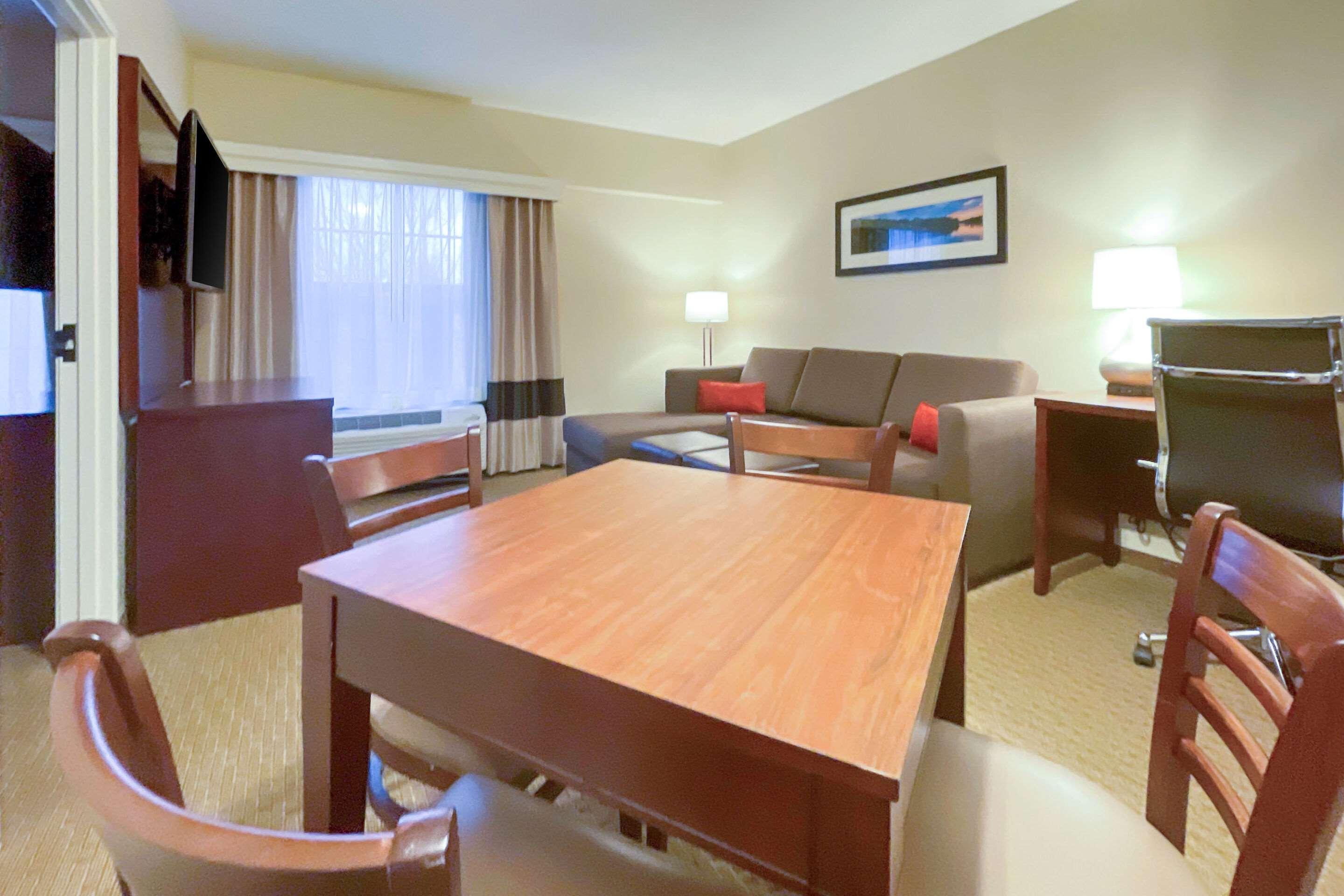 Comfort Suites Near Penn State - State College, Pa Bagian luar foto