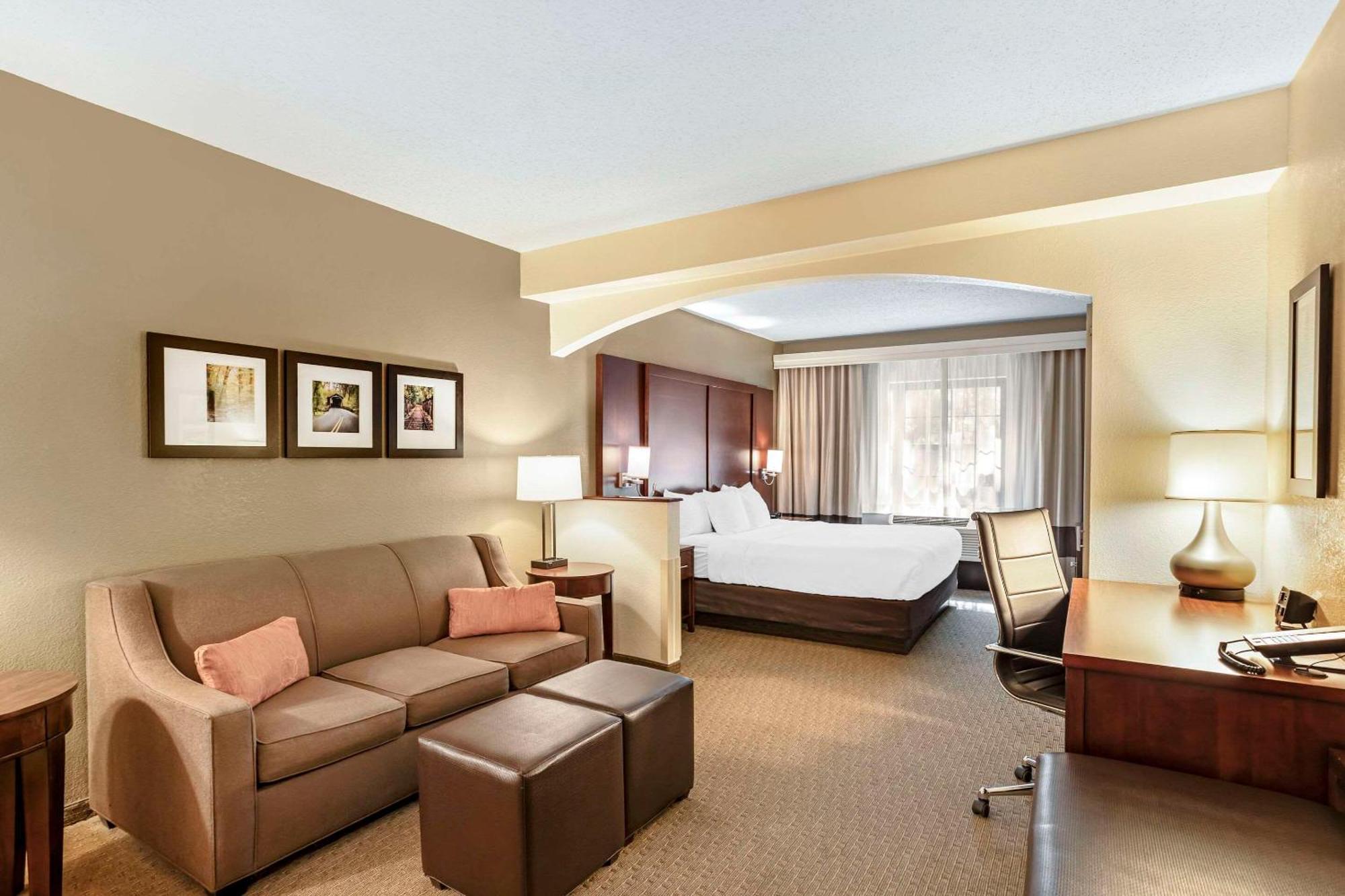 Comfort Suites Near Penn State - State College, Pa Bagian luar foto