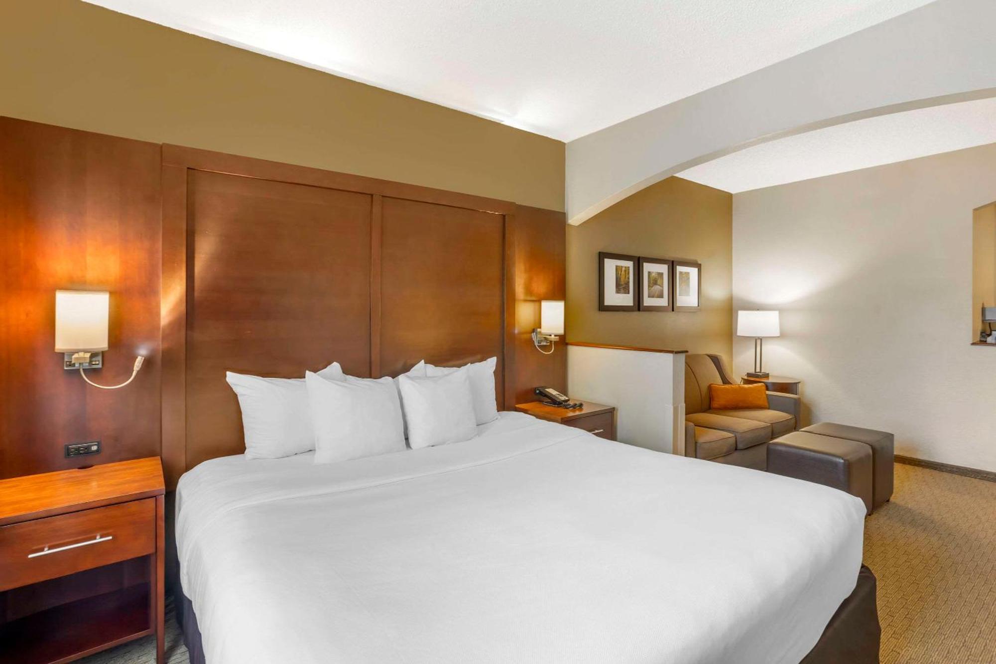 Comfort Suites Near Penn State - State College, Pa Bagian luar foto